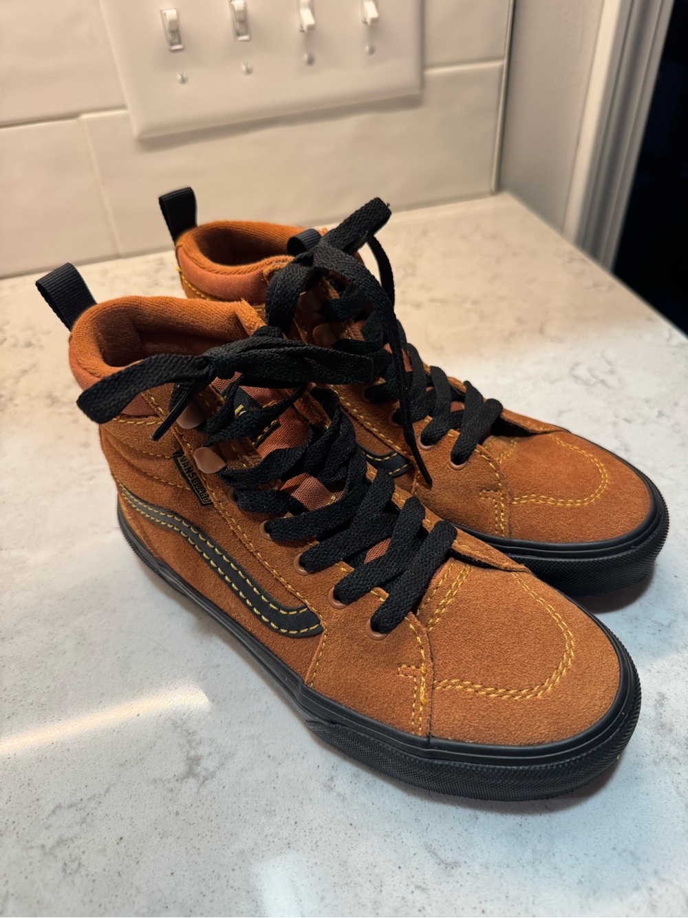 Vans Kids High-Top Sneakers in Rust Brown with Black Accents